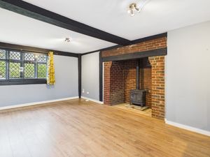 Sitting Room otherway- click for photo gallery